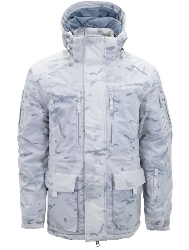 تصویری از یک لباس گرم زمستانی با طرح استتار MultiCam Alpine